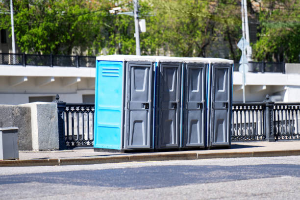 Best Porta potty rental near me  in Walnut Creek, OH